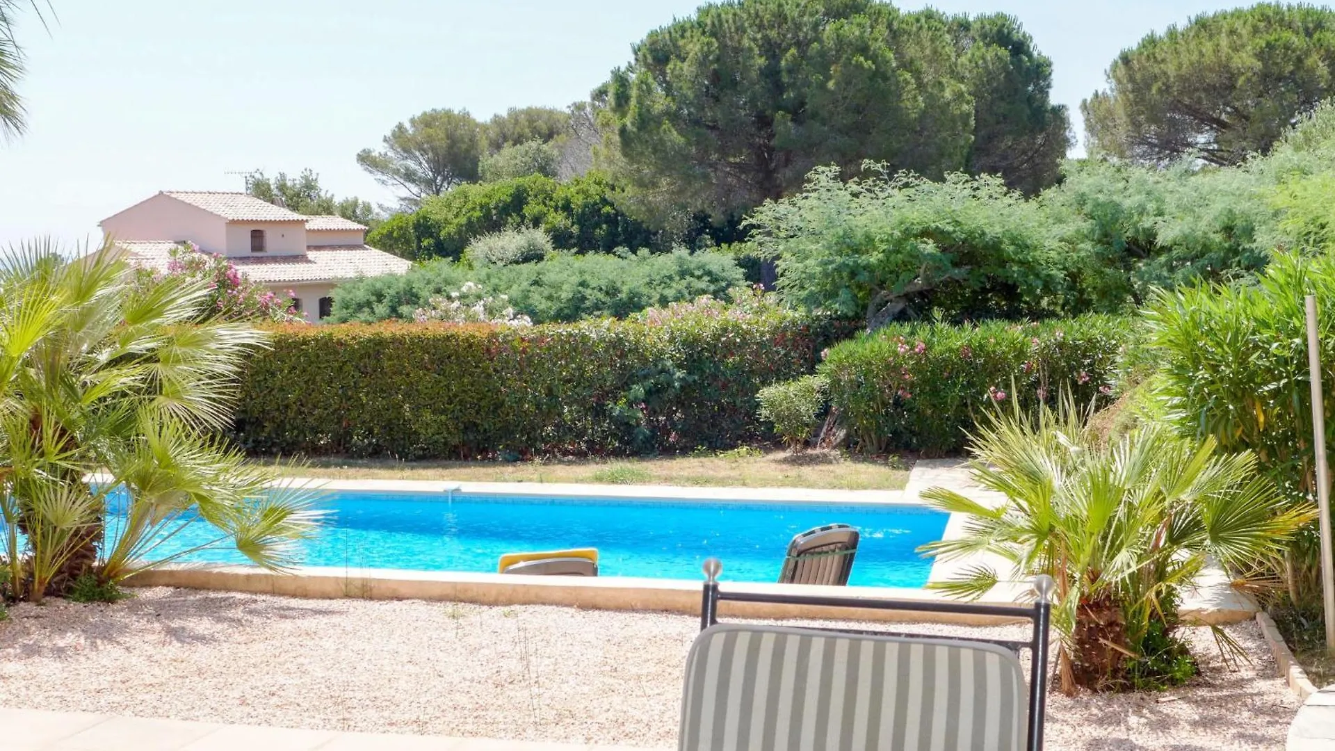 Holiday Home La Petite Afrique By Interhome Les Issambres Francia